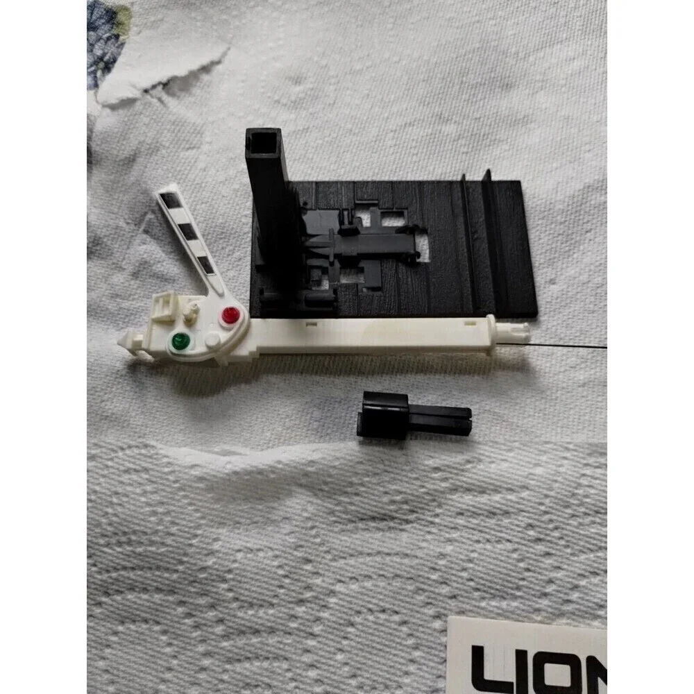 Vintage 1982 Lionel‎ Mechanical Semaphore Good Used condition With Box